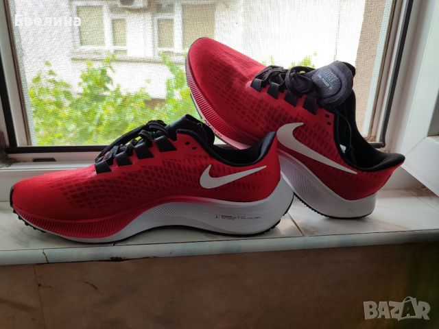 Чисто нови! Червени оригинални мъжки маратонки Nike, снимка 1 - Маратонки - 46145583