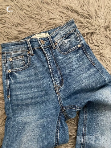 Дамски дънки, снимка 2 - Дънки - 53996663