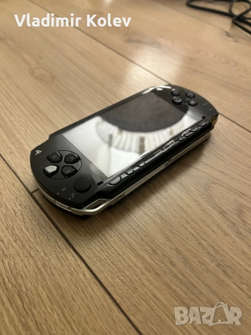 Sony Psp + 2 игри, снимка 2 - PlayStation конзоли - 52484553