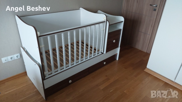 Трансформираща се бебешка кошара/легло/бюро Lorelli Trend Plus + матрак