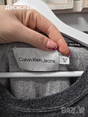 Calvin Klein, снимка 2 - Суичъри - 48888072