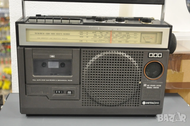 Радиокасетофон Hitachi TRK5320E, снимка 7 - Радиокасетофони, транзистори - 53511494