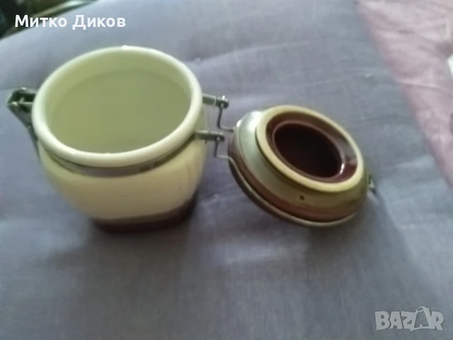 Съд за захар или друго от соца керамичен със затварящ се капак 200млл, снимка 4 - Аксесоари за кухня - 51007766