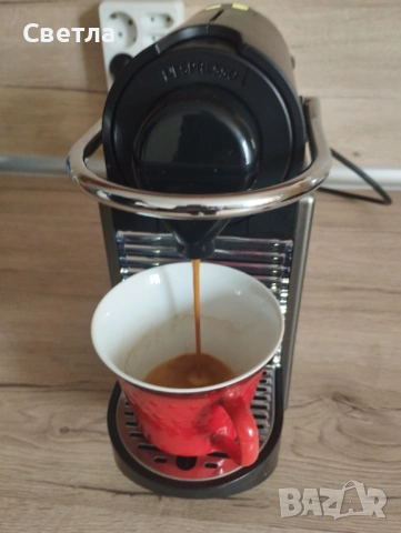 Продавам кафемашина Nespresso , снимка 2 - Кафемашини - 53579321