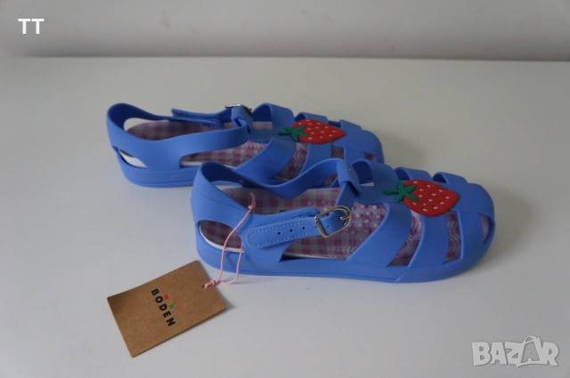 НОВИ гумени сандали Mini Boden UK, номер 34/35., снимка 3 - Детски сандали и чехли - 54135530
