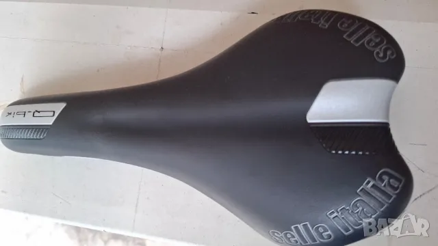 седалка за велосипед Selle Italia , снимка 2 - Части за велосипеди - 50234976