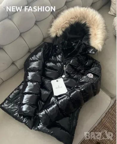 Дамско Зимно Яке: MONCLER , снимка 2 - Якета - 47736441