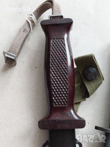 /DDR Paratrooper Knife/Немски нож парапропър 1955 и украински нож на батальон Азов 2014, снимка 3 - Антикварни и старинни предмети - 45301441