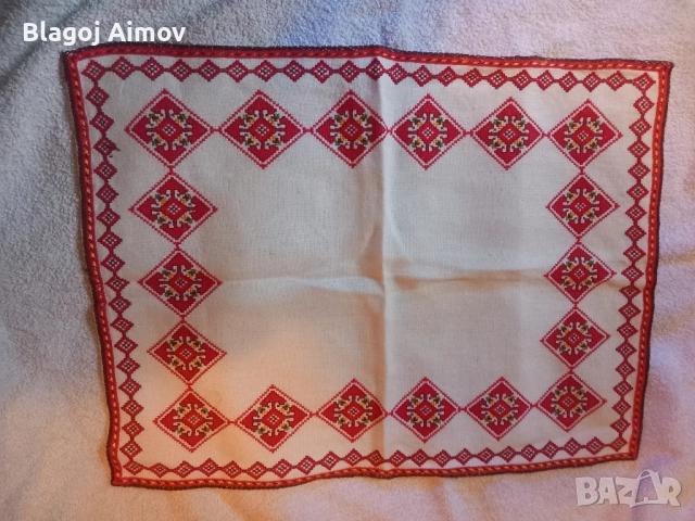 покривки от времето, всичко е бродирано, снимка 3 - Декорация за дома - 52341898