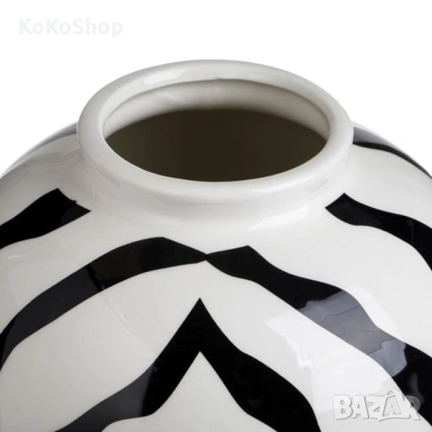 Ваза в черно и бяло/керамична ваза, снимка 2 - Вази - 53275308
