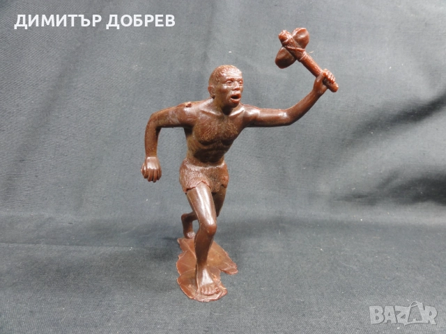 СТАРА РЕТРО СОЦ СССР ПЛАСТМАСОВА ФИГУРКА НЕАНДЕРТАЛЕЦ 