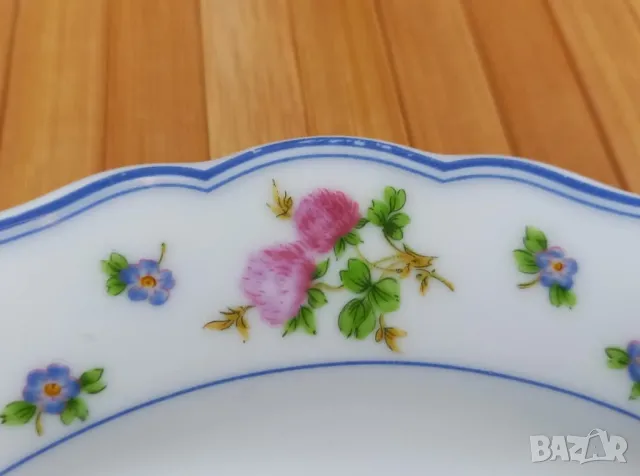 Чаши с подложни и десертни чинии - Hutschenreuther, снимка 5 - Чаши - 49776249