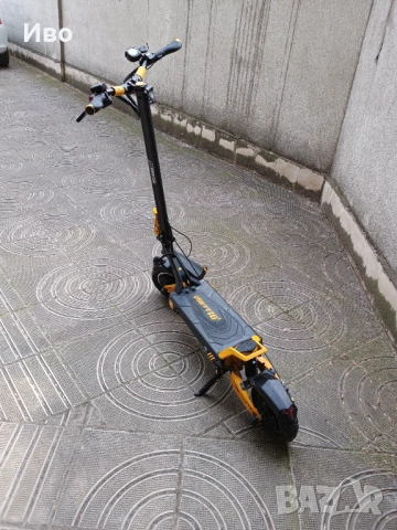 Тротинетка VSETT10+, снимка 5 - Скутери и тротинетки - 53453328