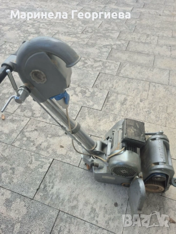 Продавам украинска машина за циклене на паркет 