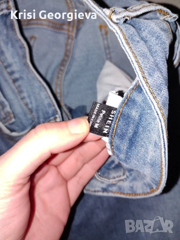 Дамски Дънки с Накъсан Ефект , снимка 3 - Дънки - 54245074