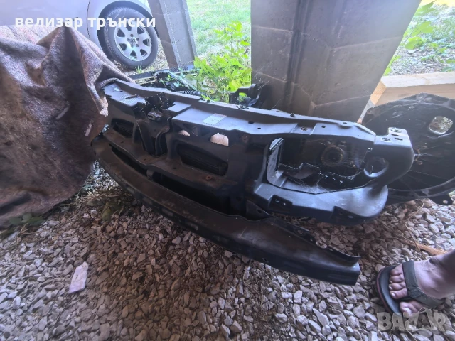 маска,, грил,, с радиатори за Голф 4-1.9d, снимка 2 - Части - 50919711