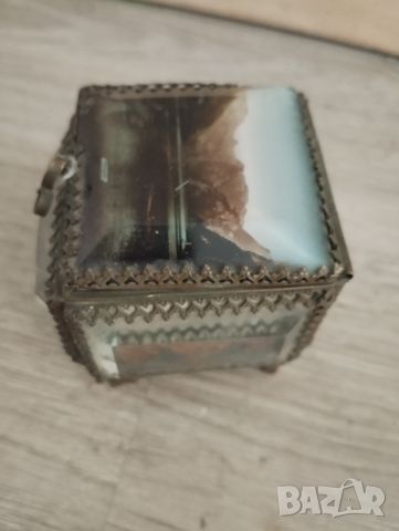 Стара кутийка за бижута, снимка 2 - Други ценни предмети - 45904864