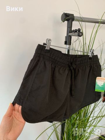 Дамски шорти в размер М, нови с етикет, снимка 6 - Къси панталони и бермуди - 45207565