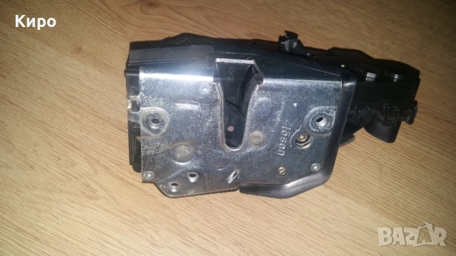 Брава за предна дясна врата BMW E46 седан/комби преди фейс.