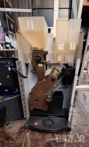 BIANCHI Gaia с кафе на зърна / еспресо /, снимка 14 - Кафемашини - 51559116