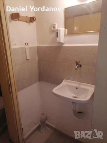 Продава се и под наем, снимка 12 - Гаражи и паркоместа - 53572222