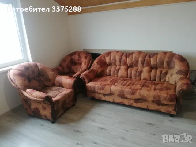 Продавам Диван с два фотьойла, снимка 1 - Дивани и мека мебел - 47187374