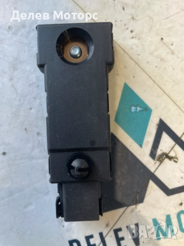 A2229820004 антена усилвател от Mercedes CLA 180 Sport двигател 270910, 1.6i, 122 кс., 6 ск.