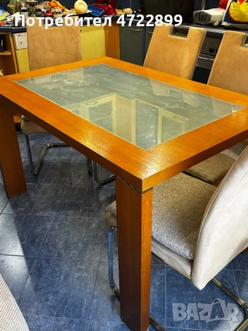 Трапезна маса + 4 стола, снимка 3 - Маси - 53304545