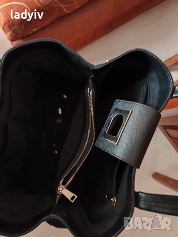 FURLA дамска чанта , снимка 3 - Чанти - 52884047