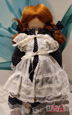 Порцеланова кукла Promenade, снимка 3 - Колекции - 50657630