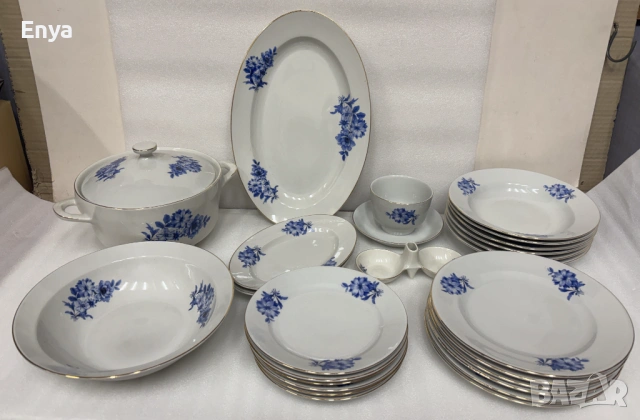 НОВ Български порцеланов сервиз за хранене - 25 части, снимка 2 - Сервизи - 53912962