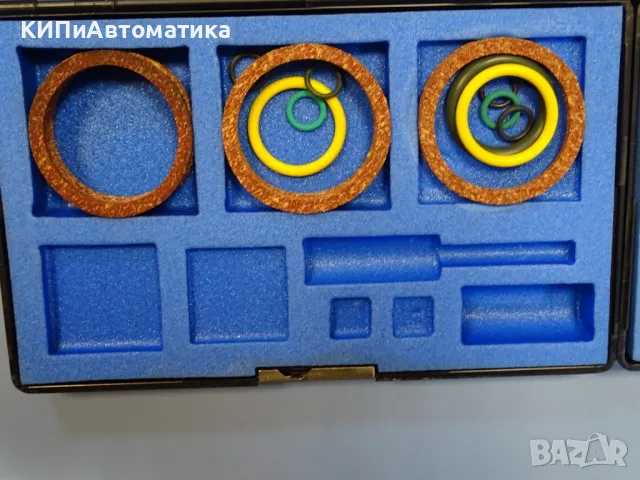 комплект кутии от резервни части за Perkin-Elmer Nebulizer Accessories, снимка 5 - Други инструменти - 49283833