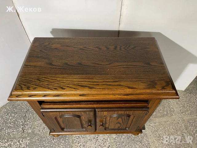 Масивен дървен шкаф, снимка 5 - Шкафове - 53941910