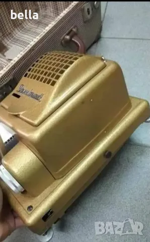 Един от първите слайд проектори-Paximat от Карл Браун,Германия,-50 те годиини,работещ,с куфар , снимка 5 - Антикварни и старинни предмети - 50431581