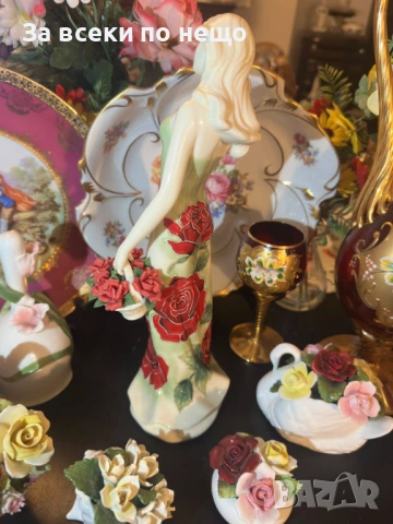 Old Tupton Ware England  Circa 1997 “ Царицата на розите” Код P2122, снимка 16 - Декорация за дома - 54159163