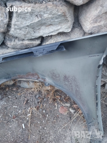 Десен калник Volkswagen Passat (B6) , снимка 4 - Части - 51759277