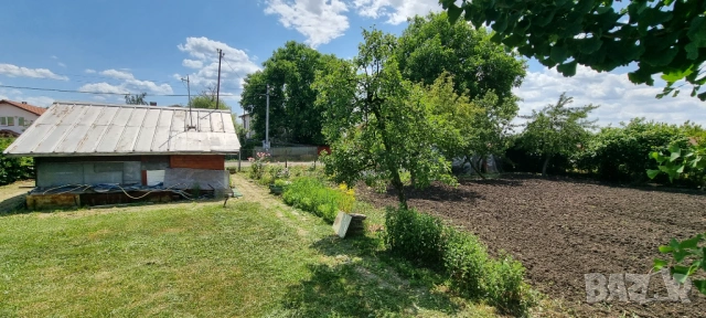 Парцел в регулация, бунгало, ток, вода, сондаж, овощни дръвчета., снимка 11 - Парцели - 53813164
