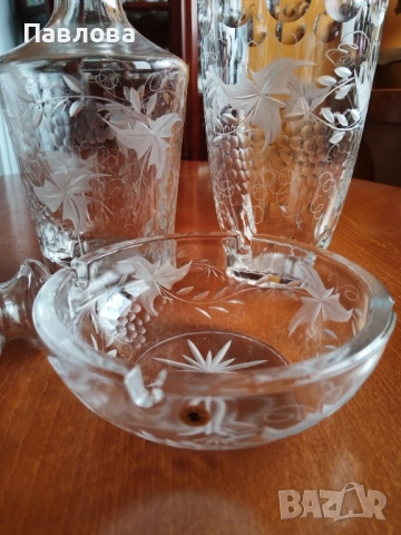 Кристални шише, ваза, пепелник, Художествена серия , снимка 2 - Вази - 54069568