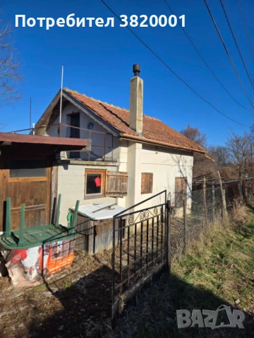 ПАРЦЕЛ 1085 М² С ВИЛА, ПАРТИДИ ТОК И ВОДА, БЕЗ КОМИСИОНА, снимка 10 - Къщи - 51257662