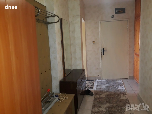 От собственик необзаведен тристаен Владиславово 80кв, снимка 2 - Апартаменти - 54005404