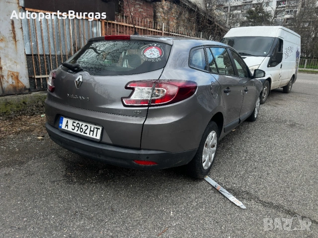 Само на Части! Renault Meganne 1.5dci 110кс, снимка 4 - Автомобили и джипове - 54081113