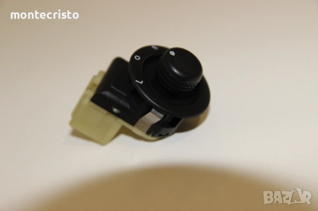 Бутон регулация огледала Jeep Patriot MK74 (2007-2016г.) 56040694AD Ключ огледала джойстик, снимка 2 - Части - 53050942