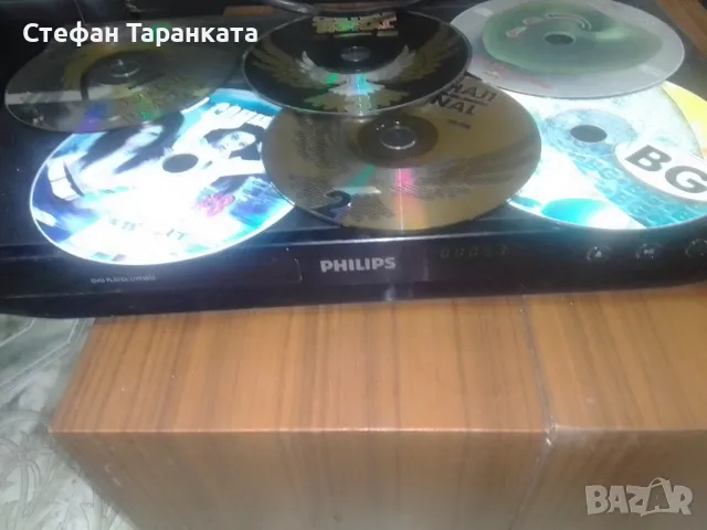 DVD player player Phillips , снимка 2 - Плейъри, домашно кино, прожектори - 47740984