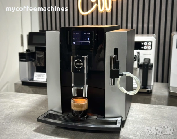Кафемашина JURA E8, снимка 2 - Кафемашини - 53596305