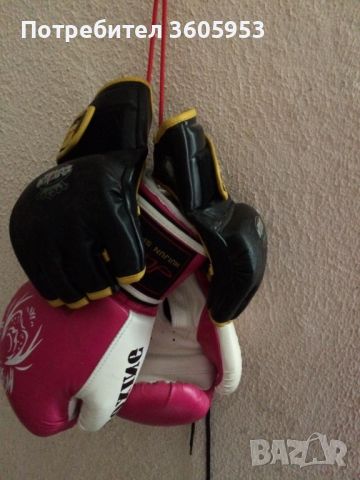 Боксова круша с два чифта ръкавици и каска, снимка 3 - Бокс - 45701363