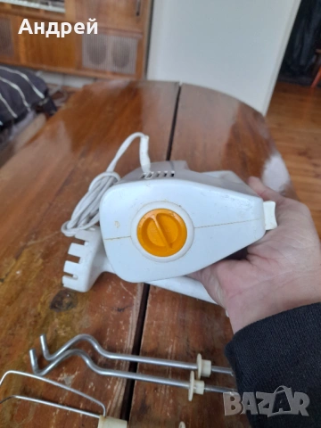 Стар миксер AKA RG 28S, снимка 4 - Антикварни и старинни предмети - 53010249