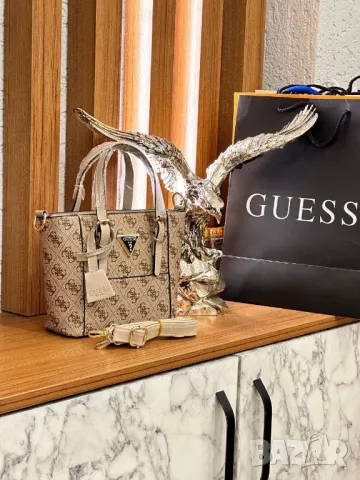 дамски чанти guess , снимка 4 - Чанти - 46996474