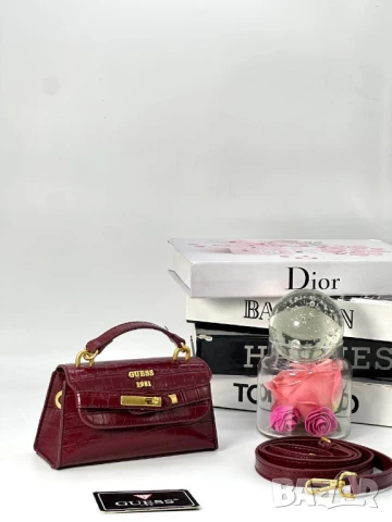 чанти guess , снимка 6 - Чанти - 50588610
