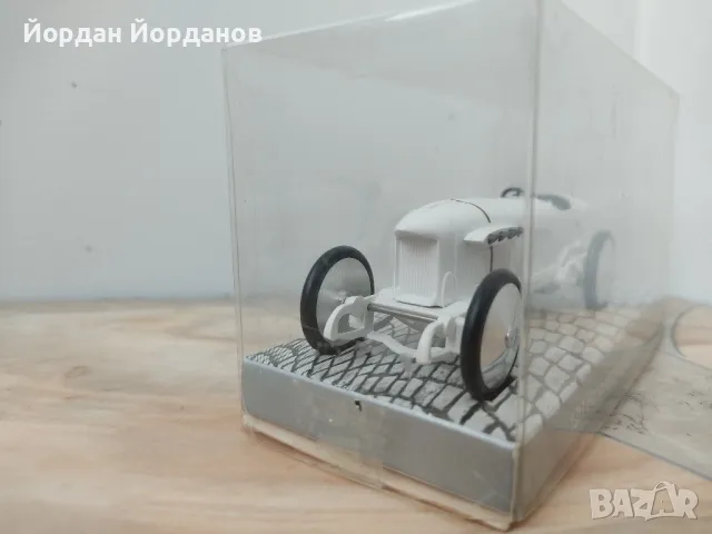 1911 Benz-Renwagen Blitzen-Benz,пластмасов модел, снимка 2 - Колекции - 46943179