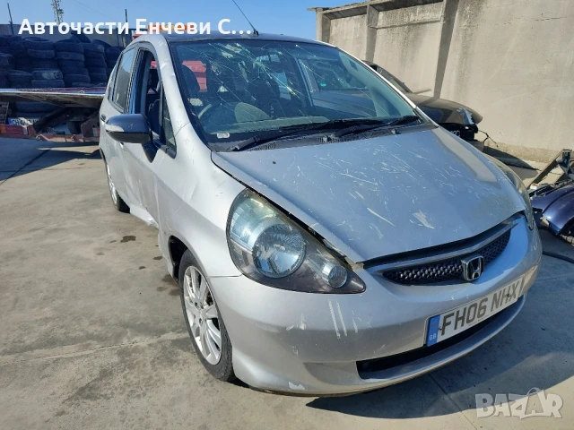 Honda Jazz Автомат, На части 